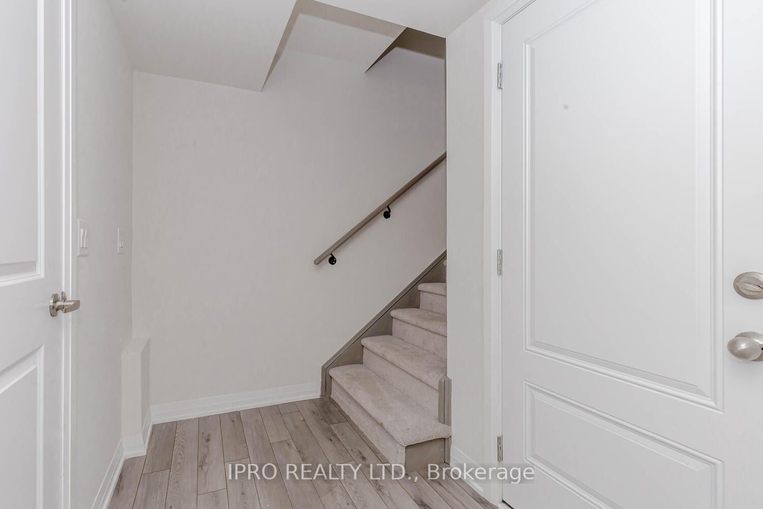 585 Colborne St E, #501