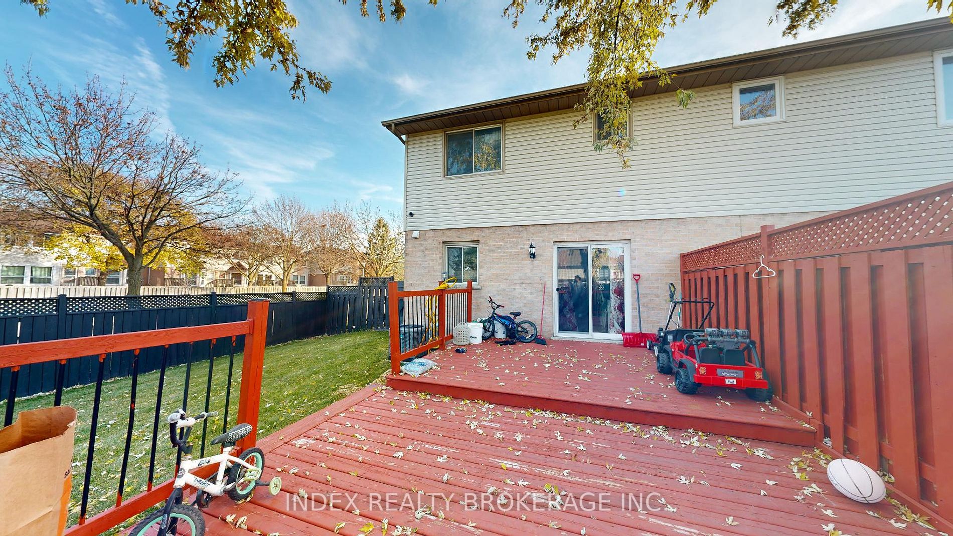 2 Mcmanus Pl