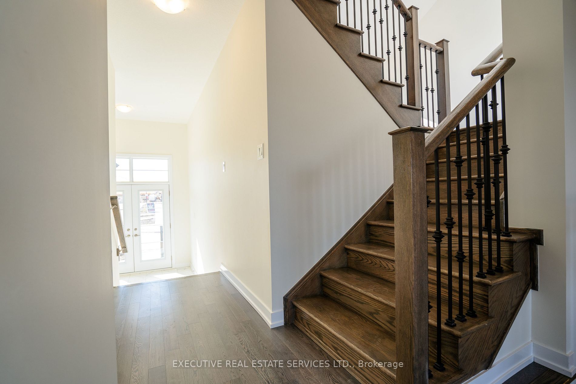 206 Wilmot Rd