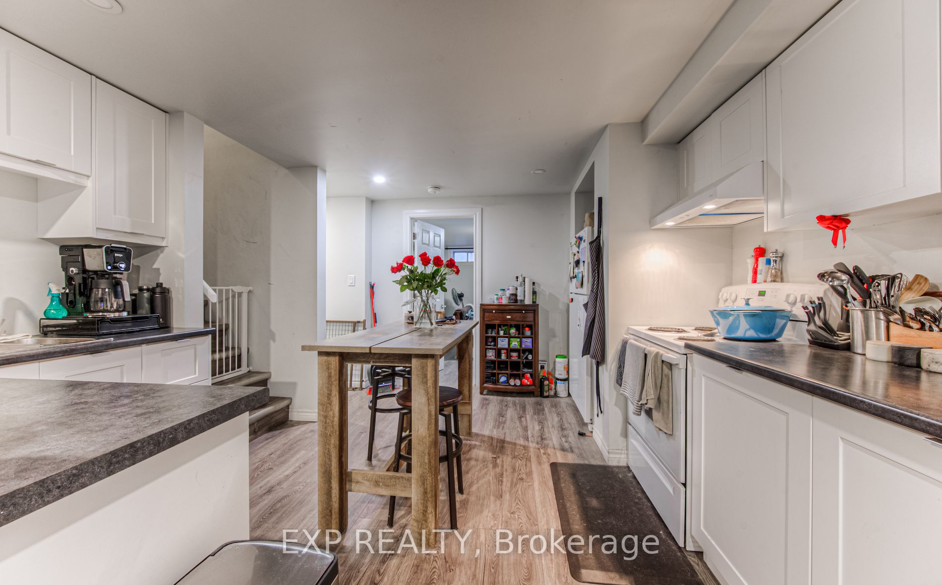 116 Kenneth Ave