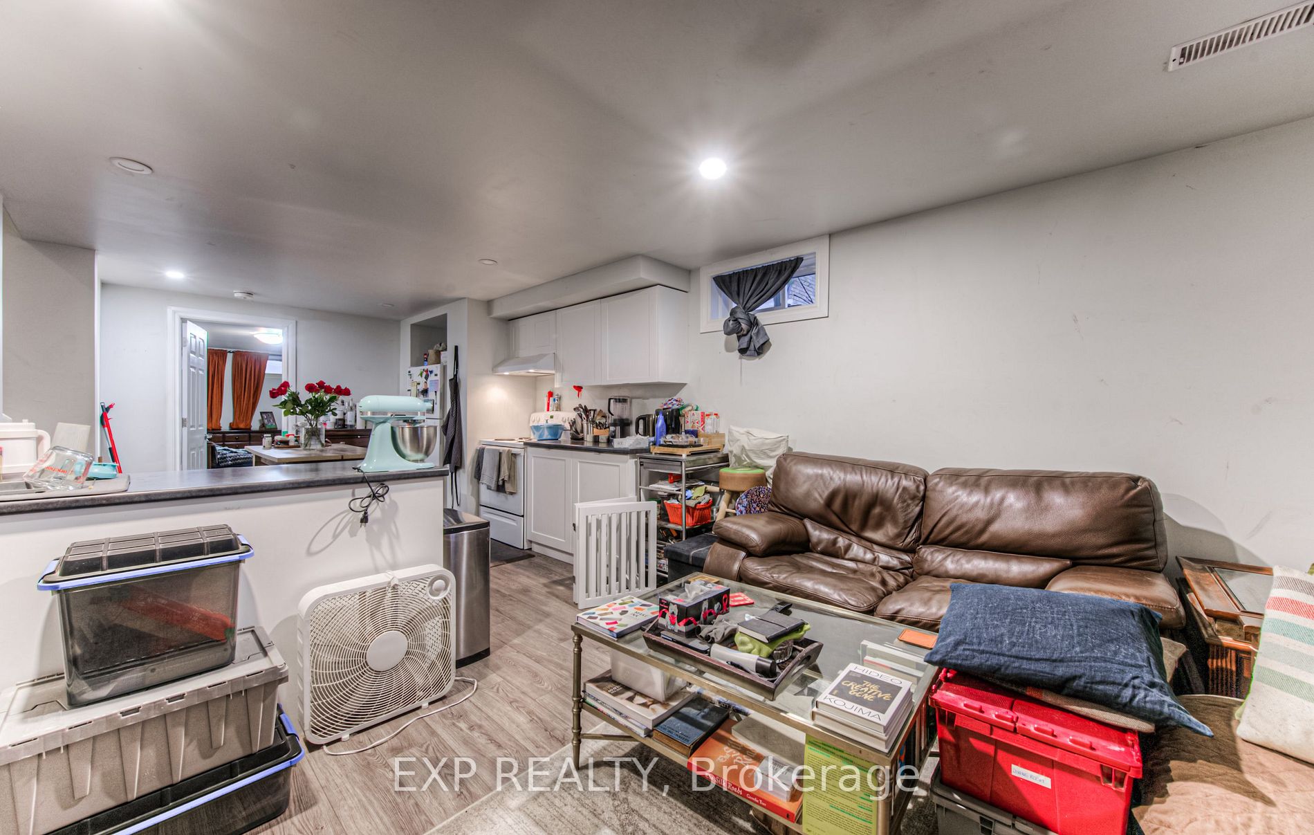 116 Kenneth Ave