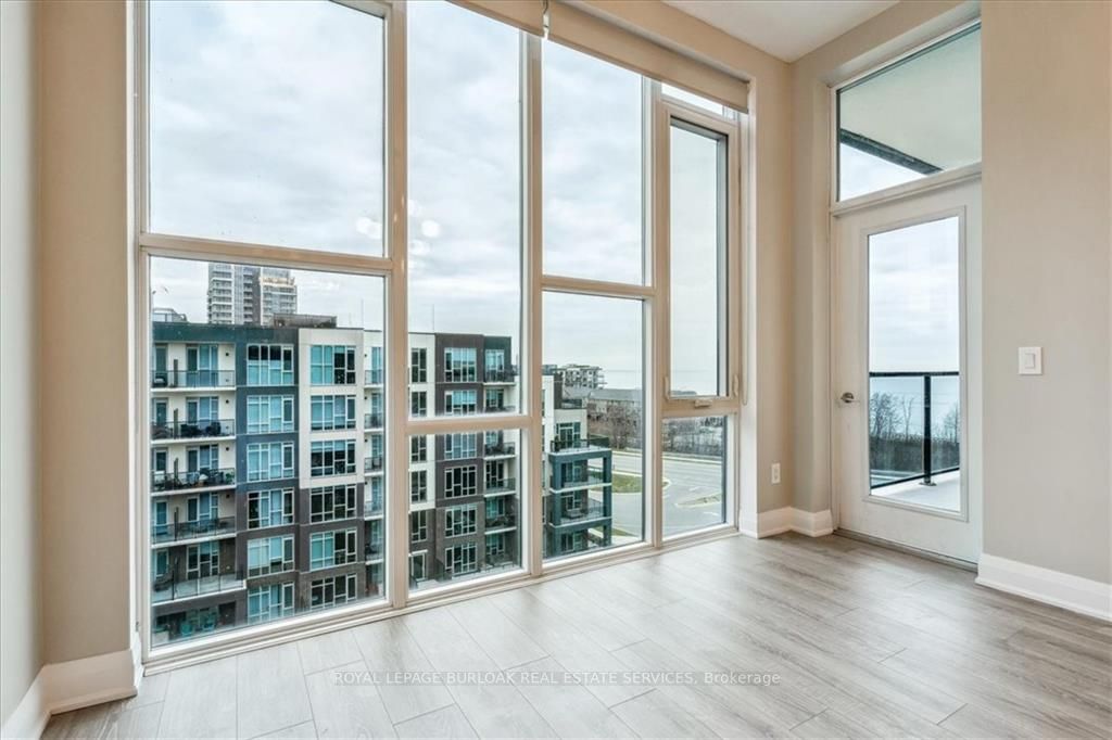 16 Concord Pl, #608