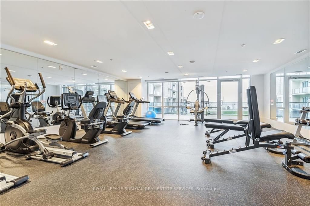 16 Concord Pl, #608
