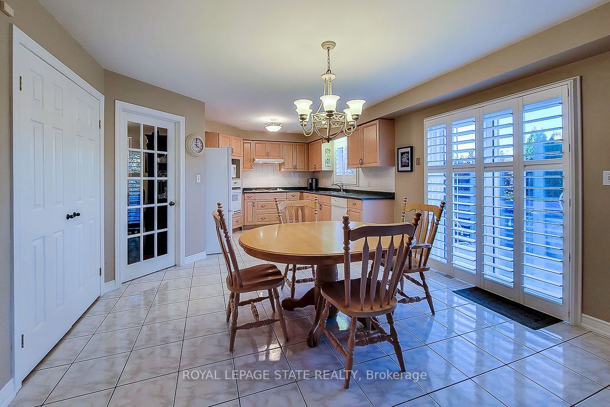 84 Glenhollow Dr
