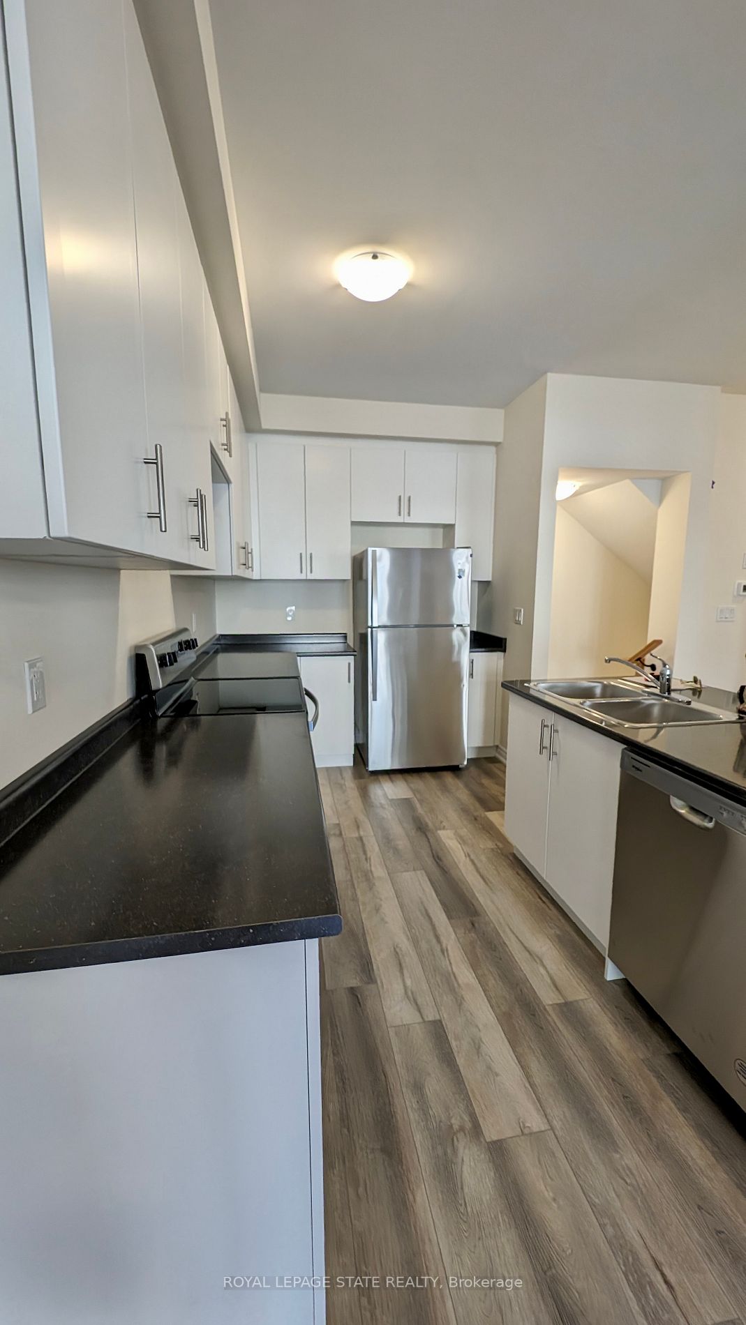 40 Zinfandel Dr