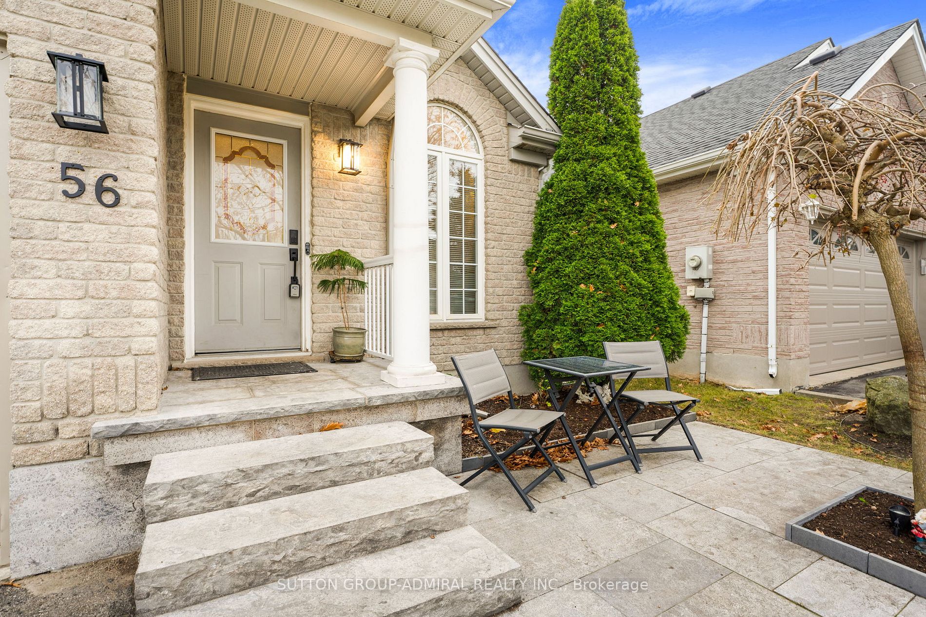 56 Sweeney Cres