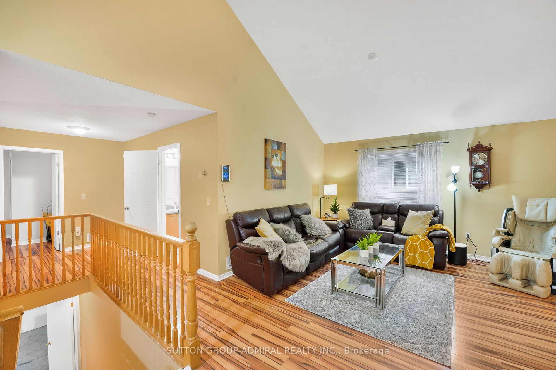 56 Sweeney Cres