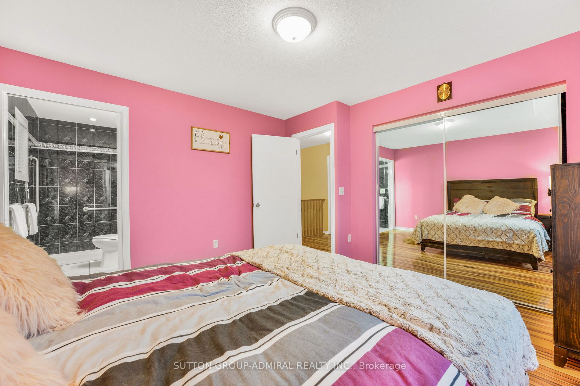 56 Sweeney Cres