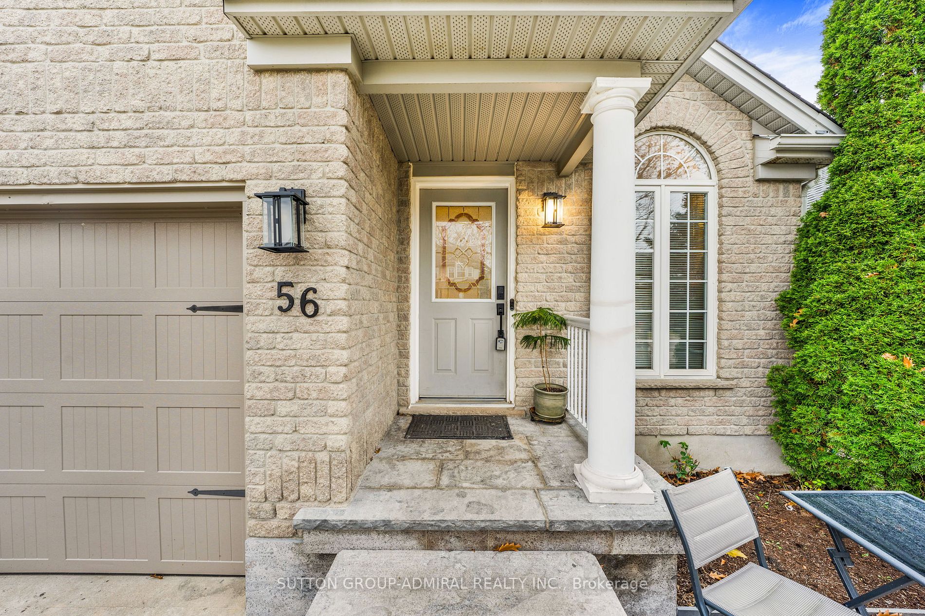 56 Sweeney Cres