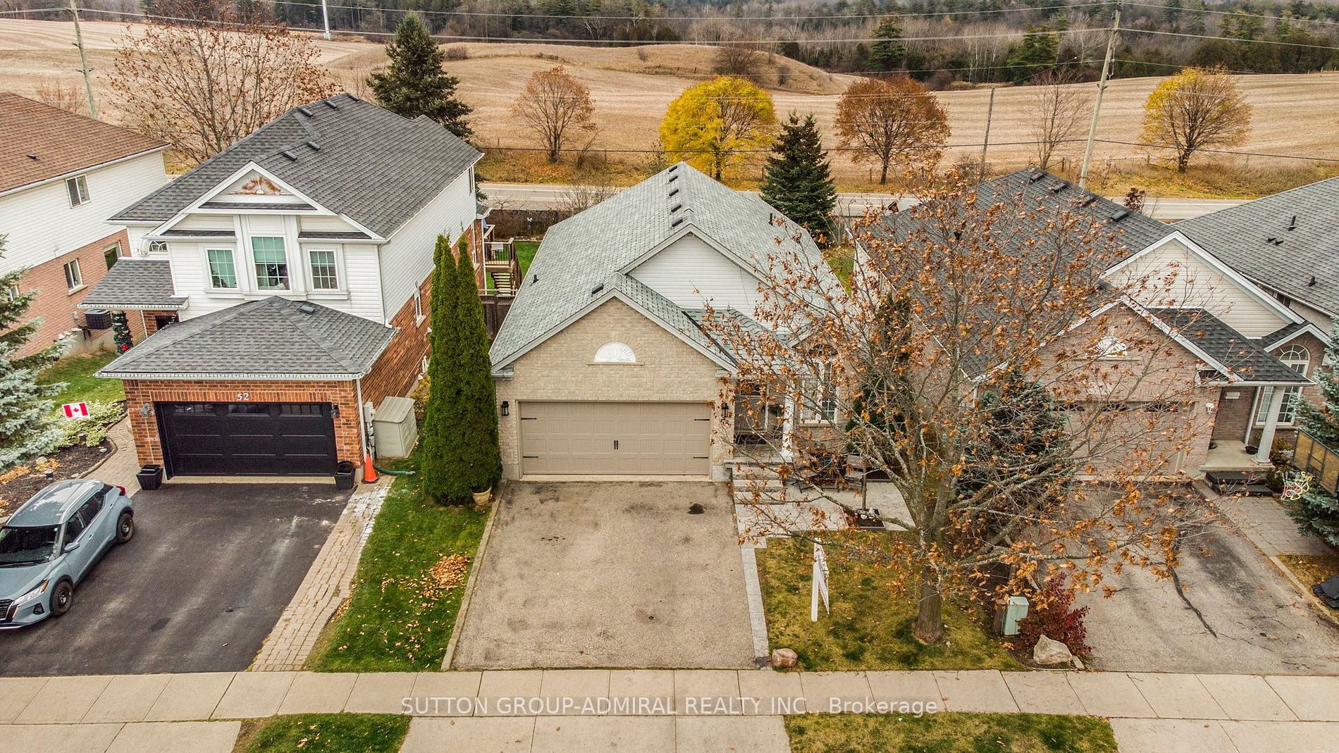 56 Sweeney Cres