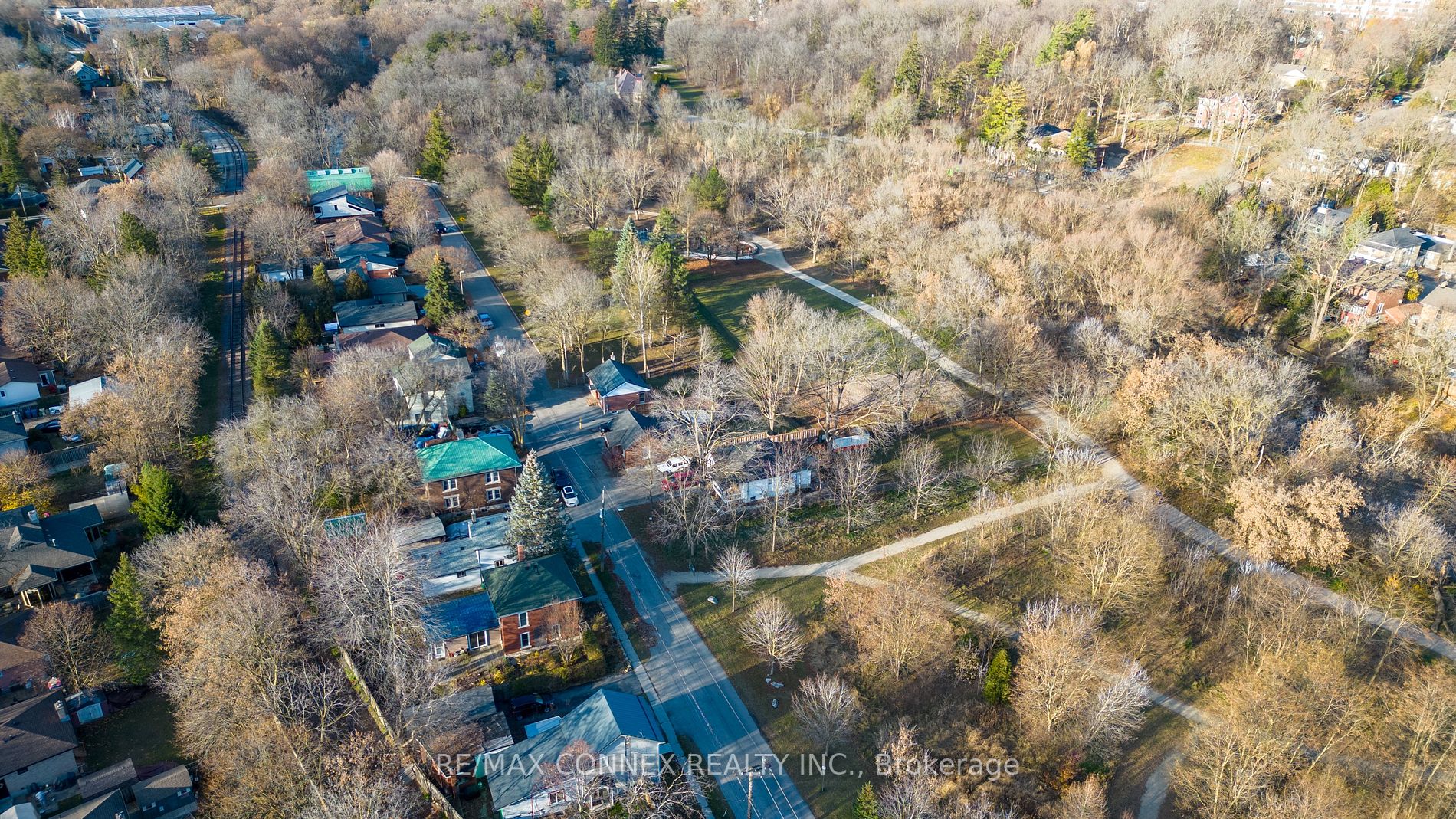 162 Cardigan St