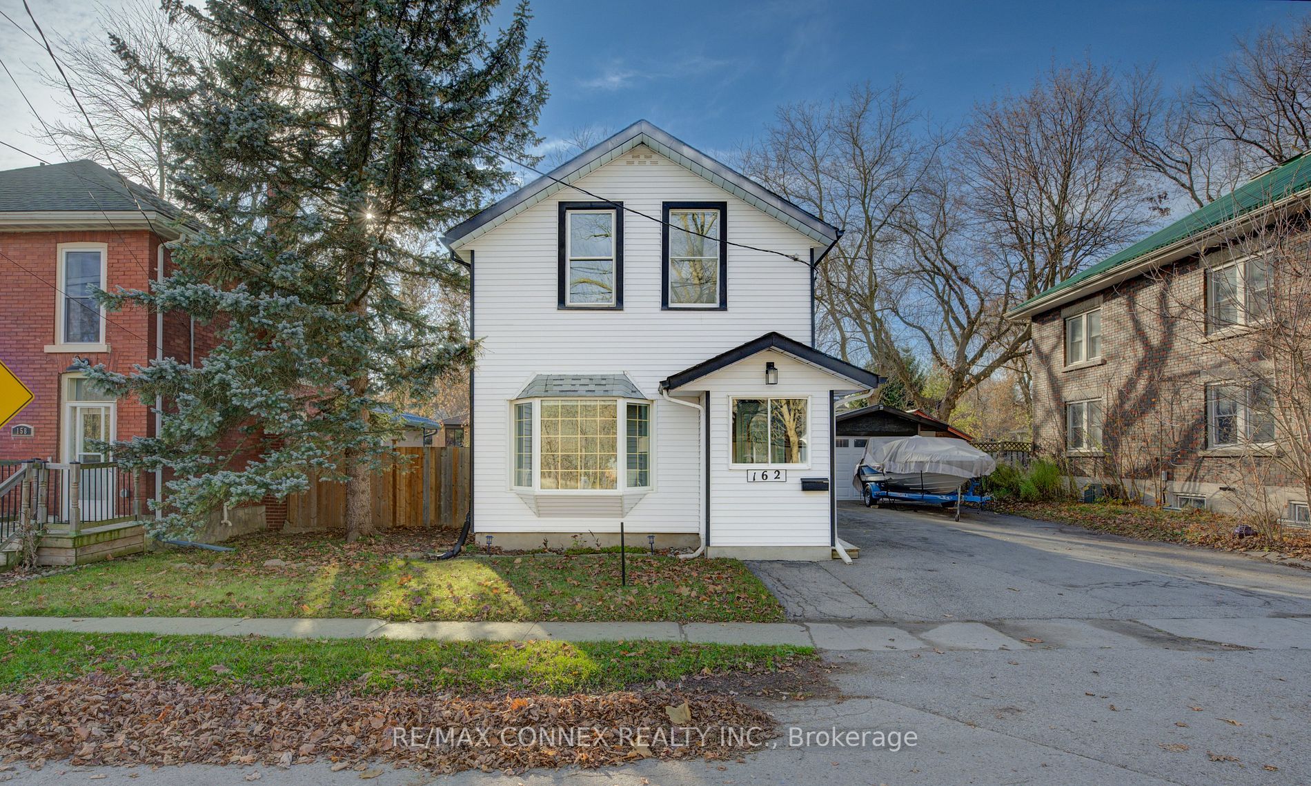 162 Cardigan St
