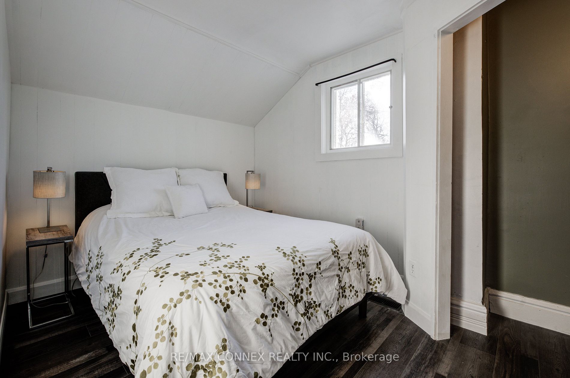 162 Cardigan St