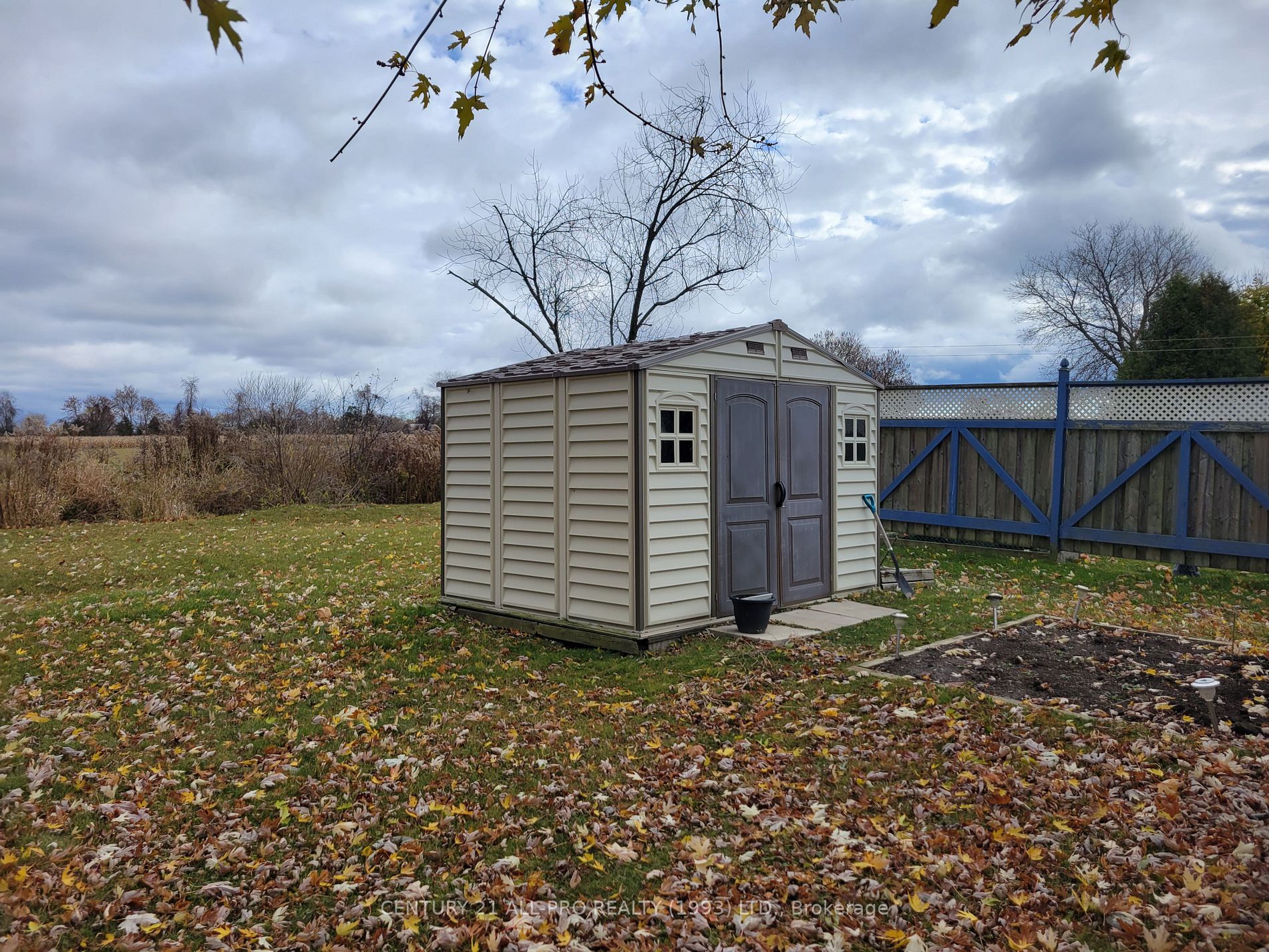 29 Hillview Dr