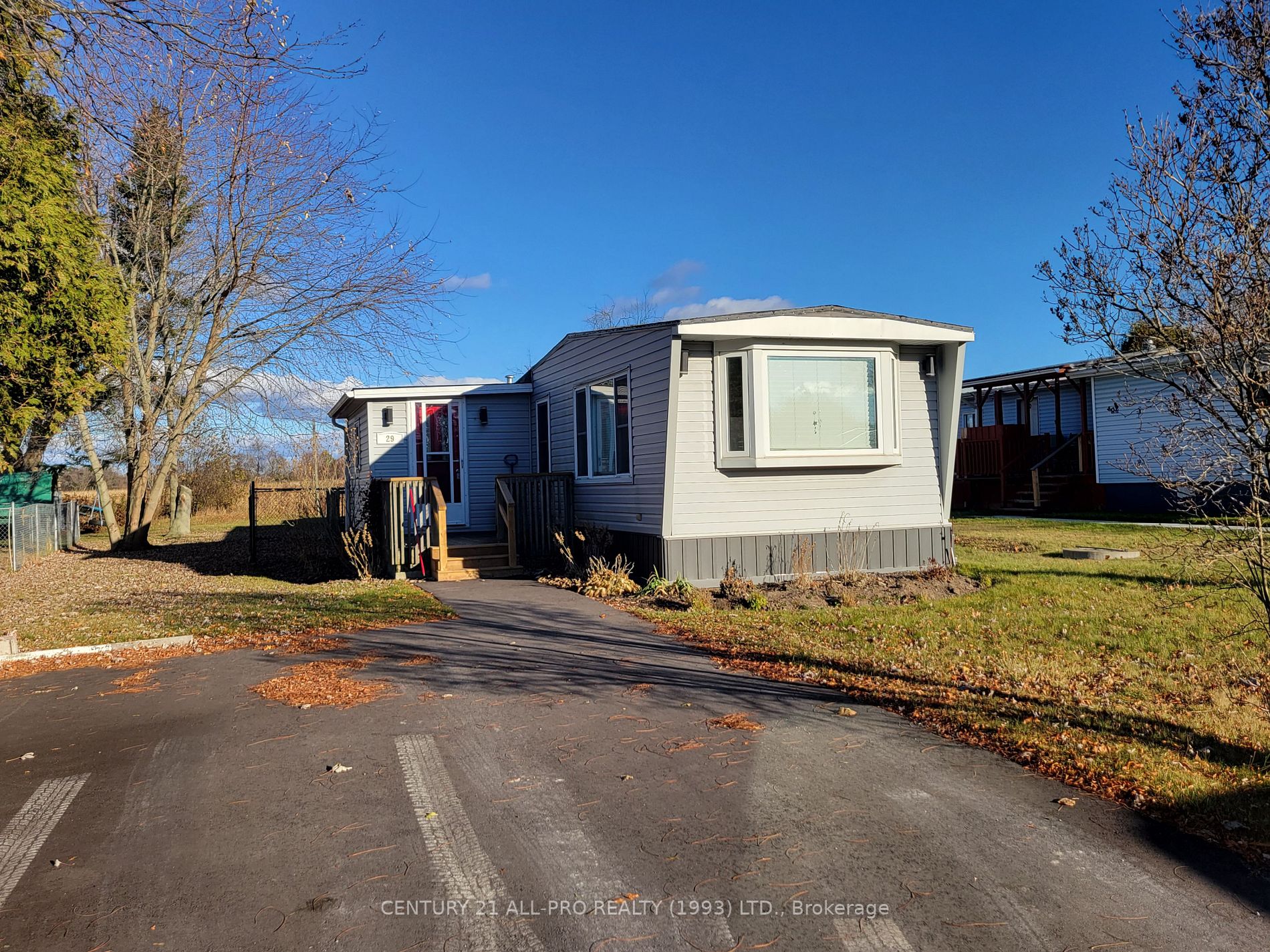 29 Hillview Dr