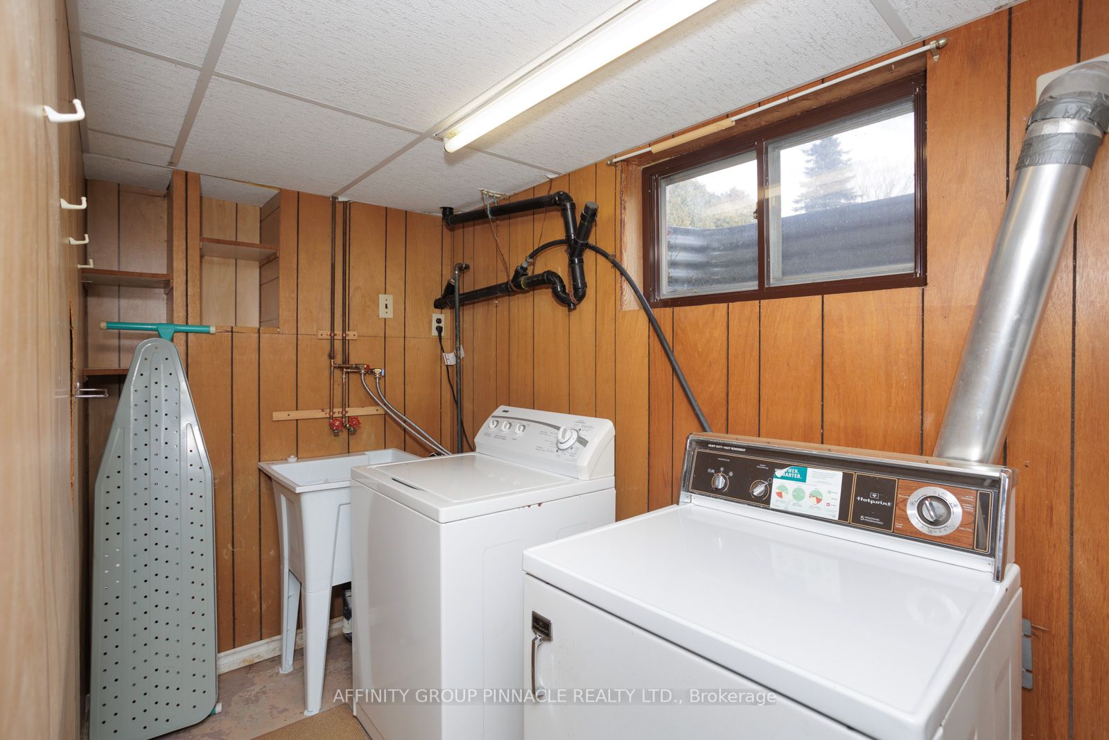 176 Snug Harbour Rd