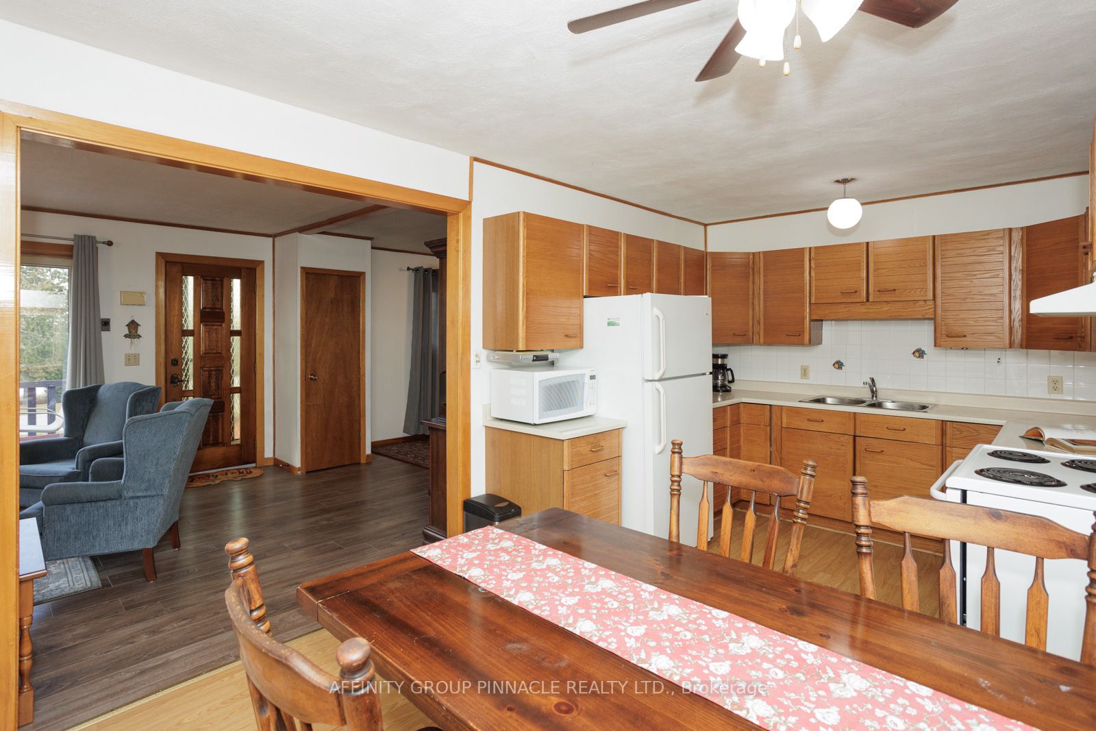 176 Snug Harbour Rd