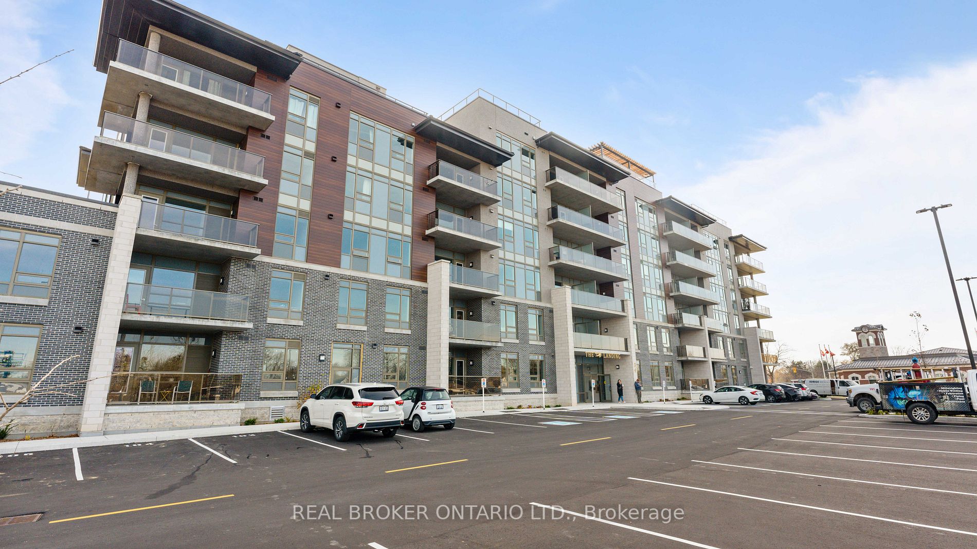 34 Norman St, #602