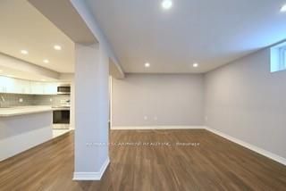 24 Loma Dr, #Lower