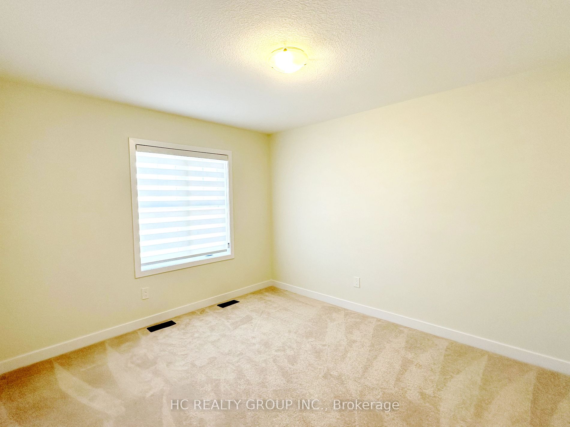 152 Lumb Dr