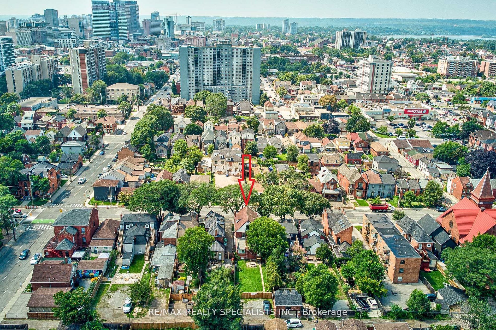 108 Victoria Ave N