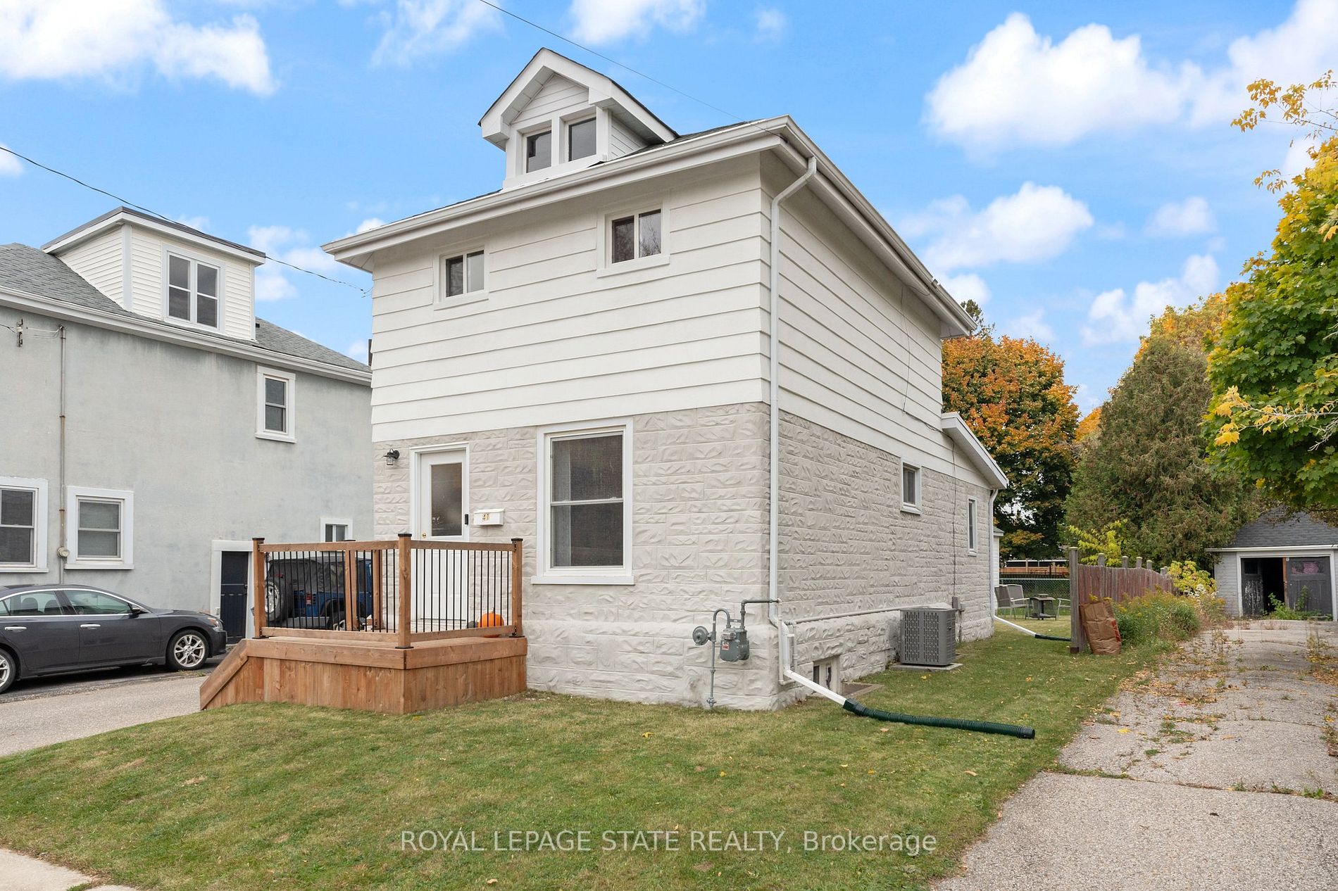 41 East St