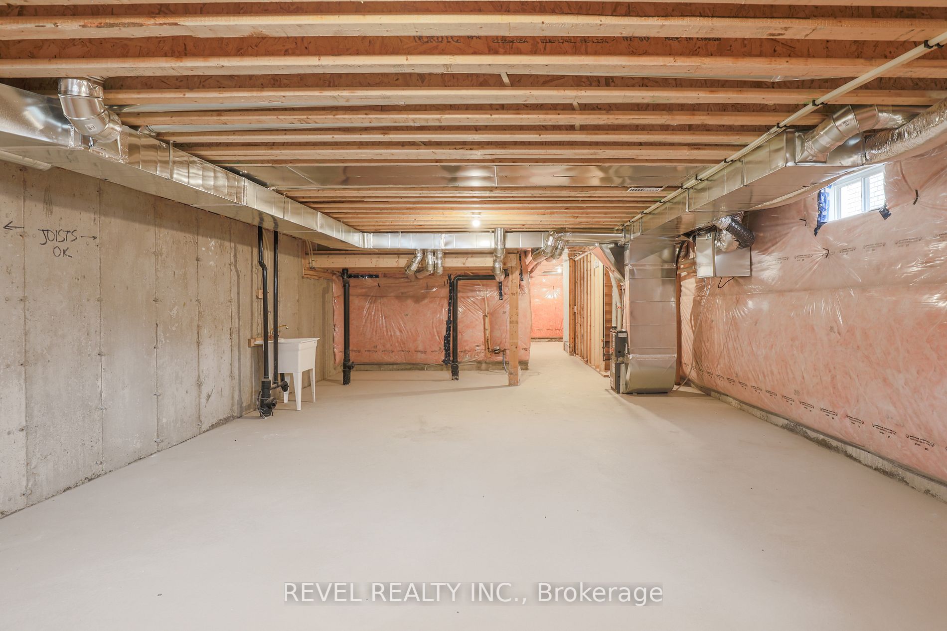 95 Corley St