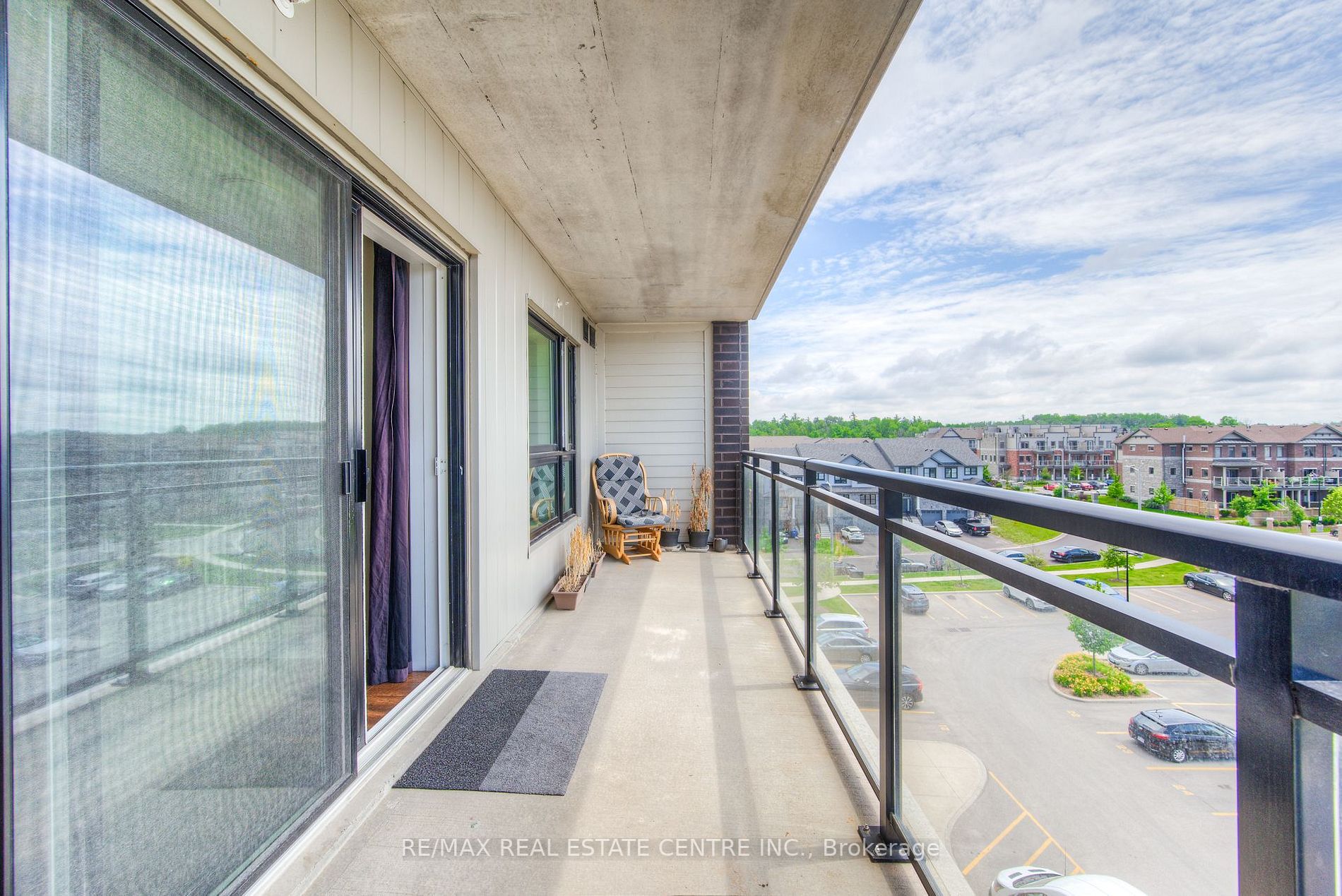 7 Kay Cres, #515