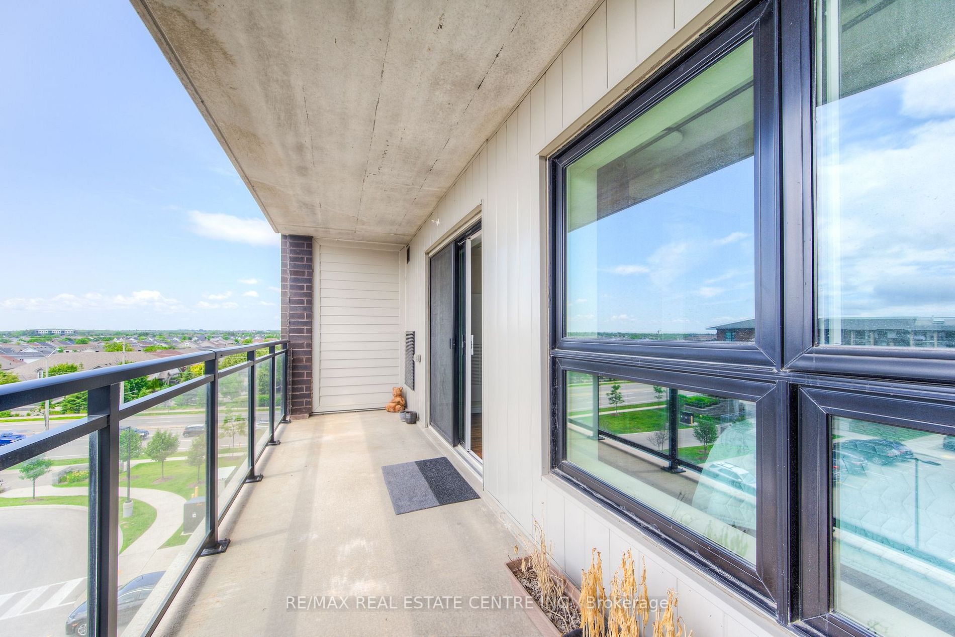 7 Kay Cres, #515