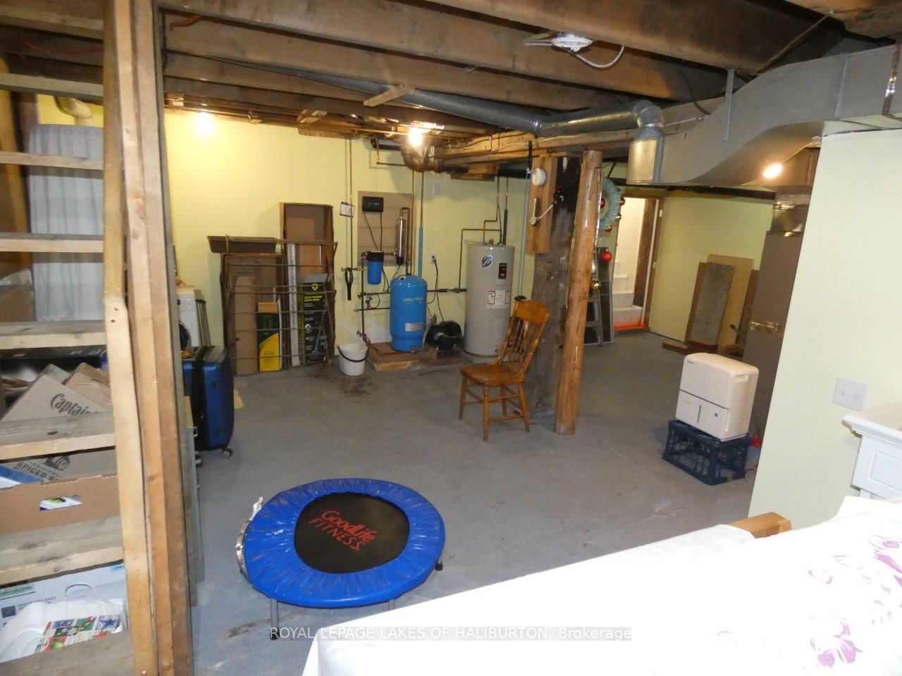 43 Bobcaygeon Rd