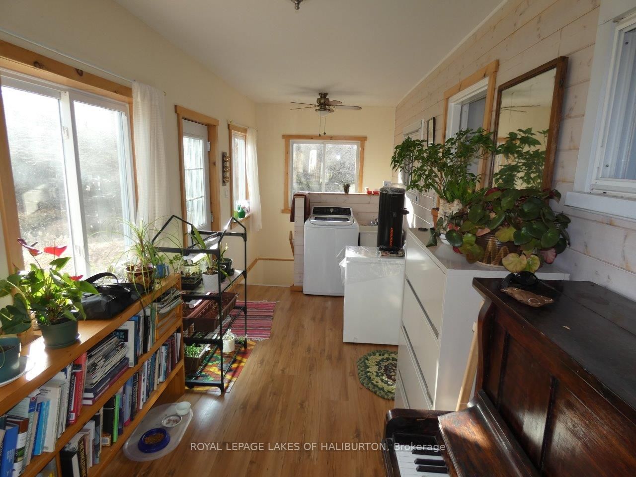43 Bobcaygeon Rd