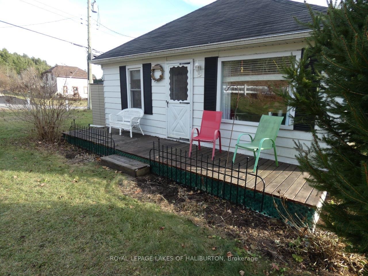 43 Bobcaygeon Rd