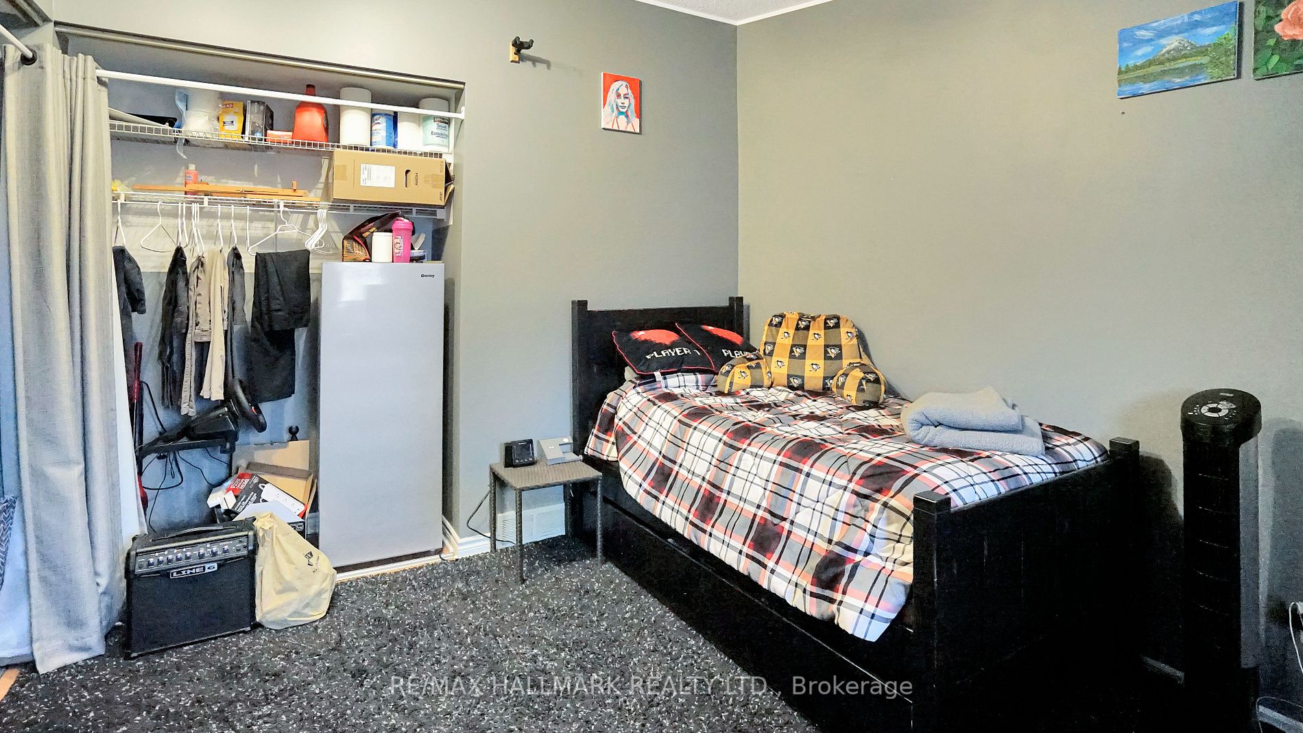 536 Third St, #27