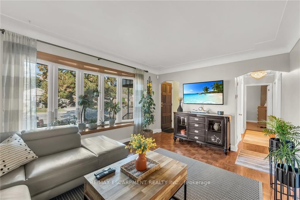 373 Upper Kenilworth Ave