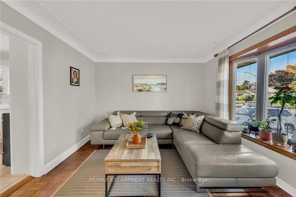 373 Upper Kenilworth Ave