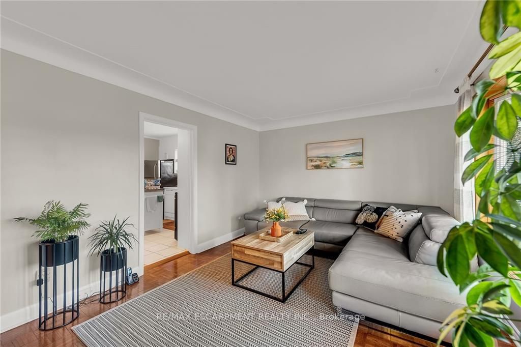 373 Upper Kenilworth Ave