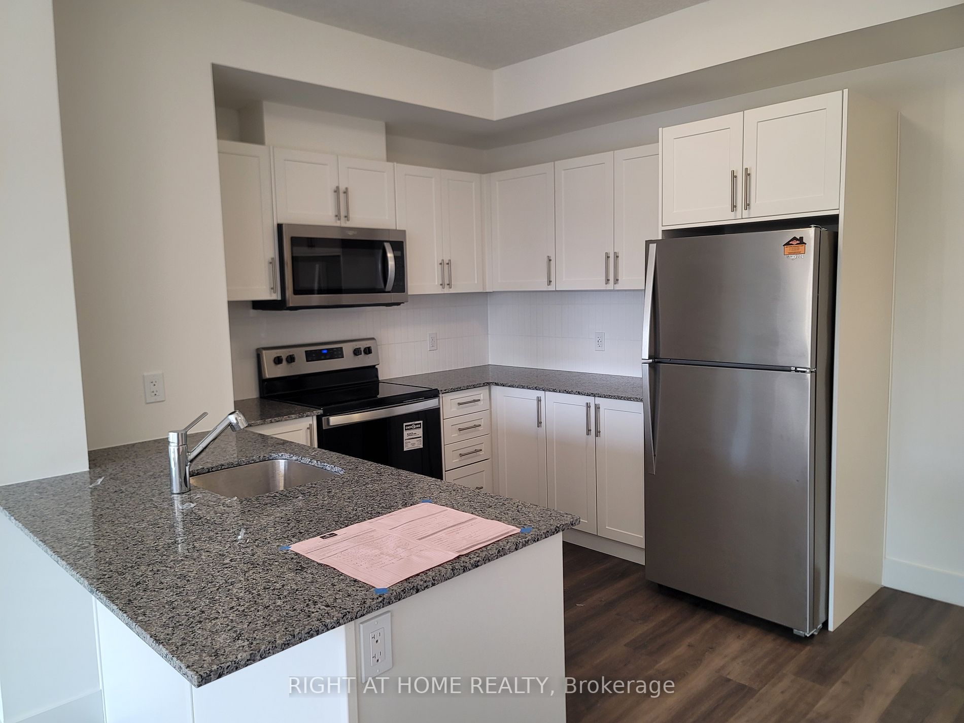 1101 Lackner Pl, #414