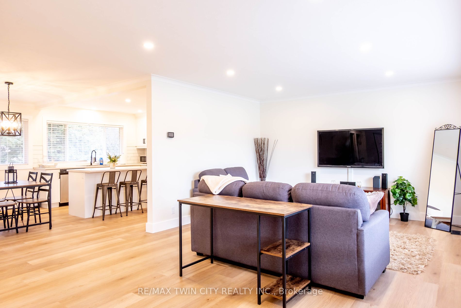 155 Stonybrook Dr
