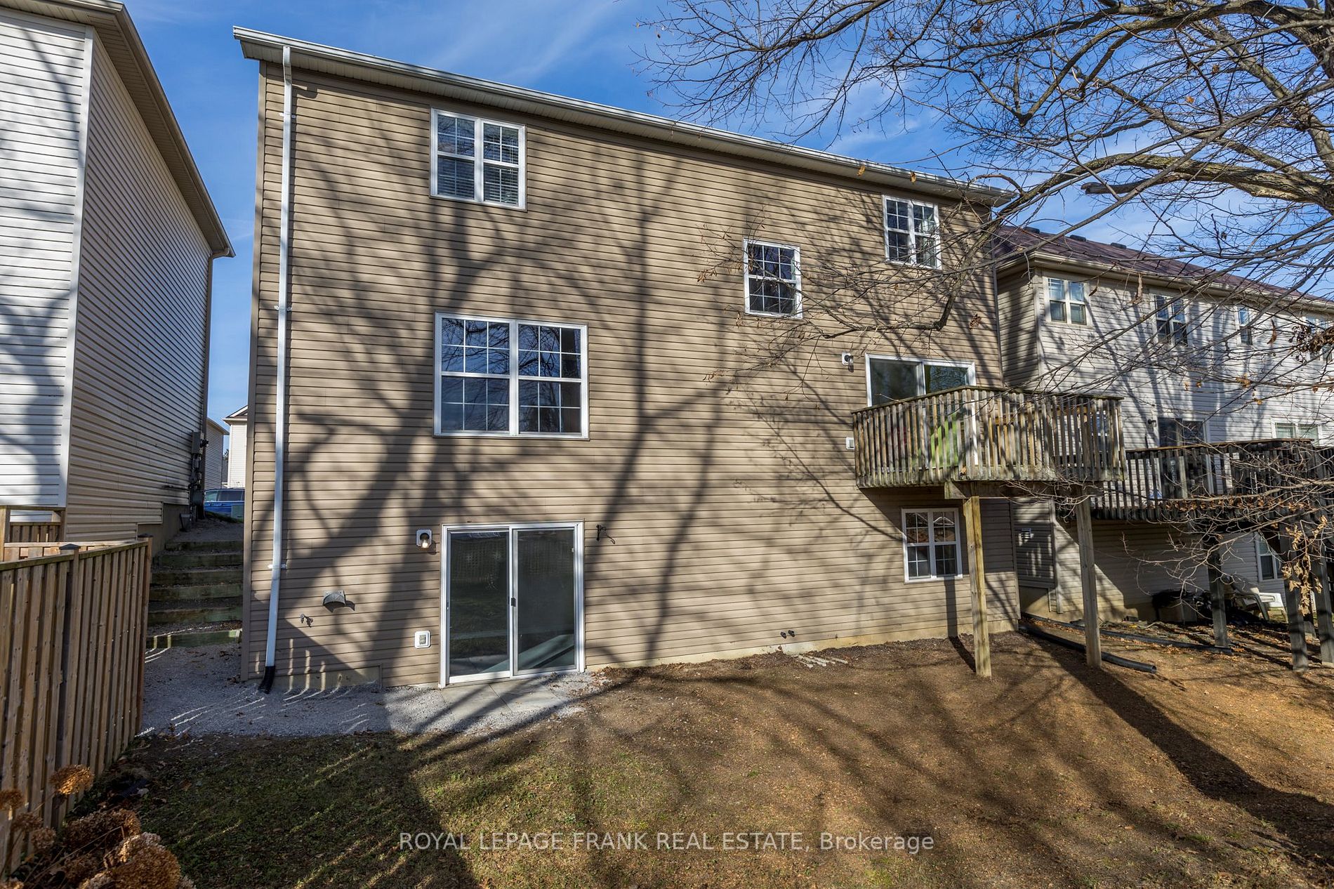 262 Bowen Dr