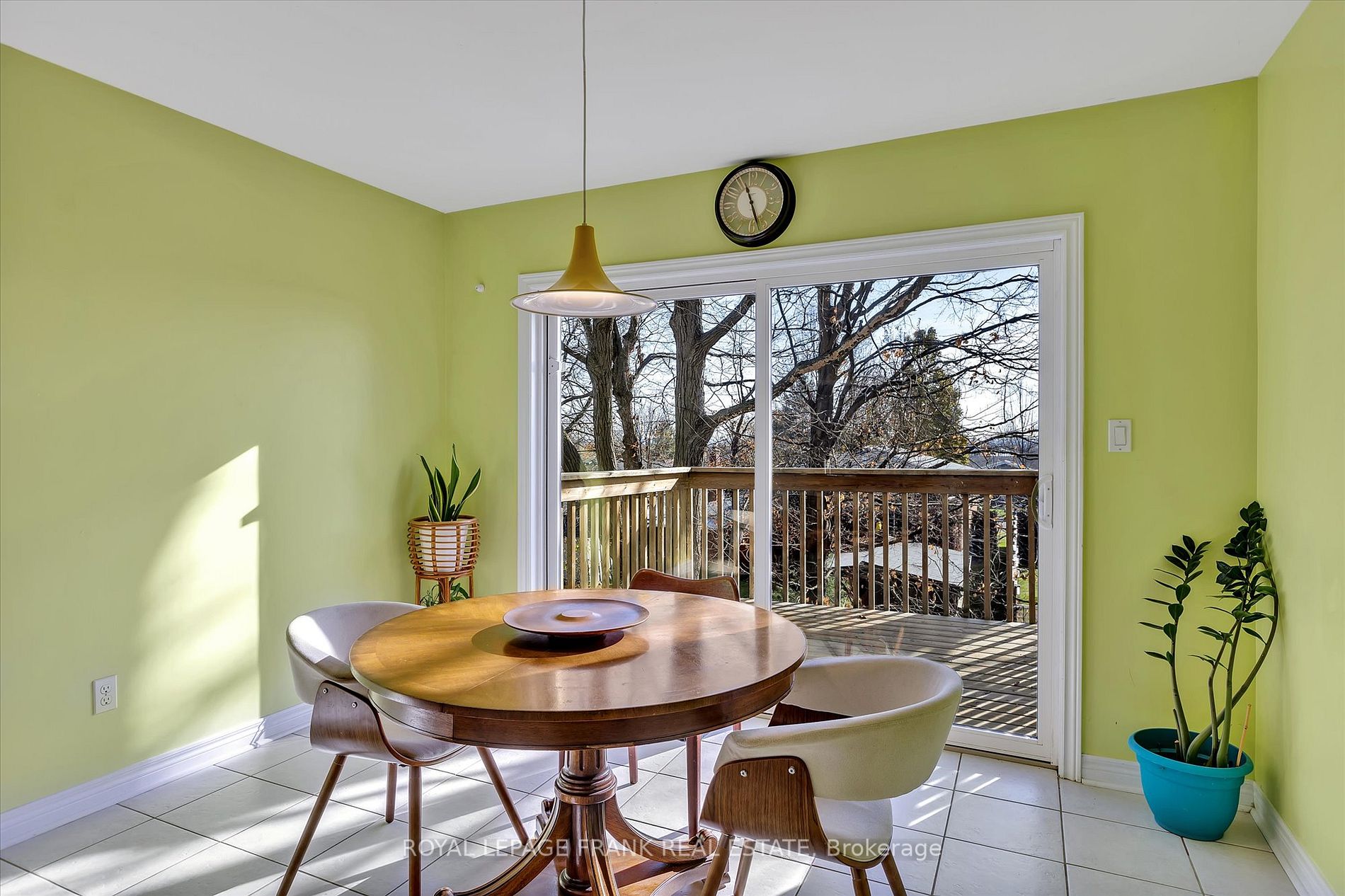 262 Bowen Dr