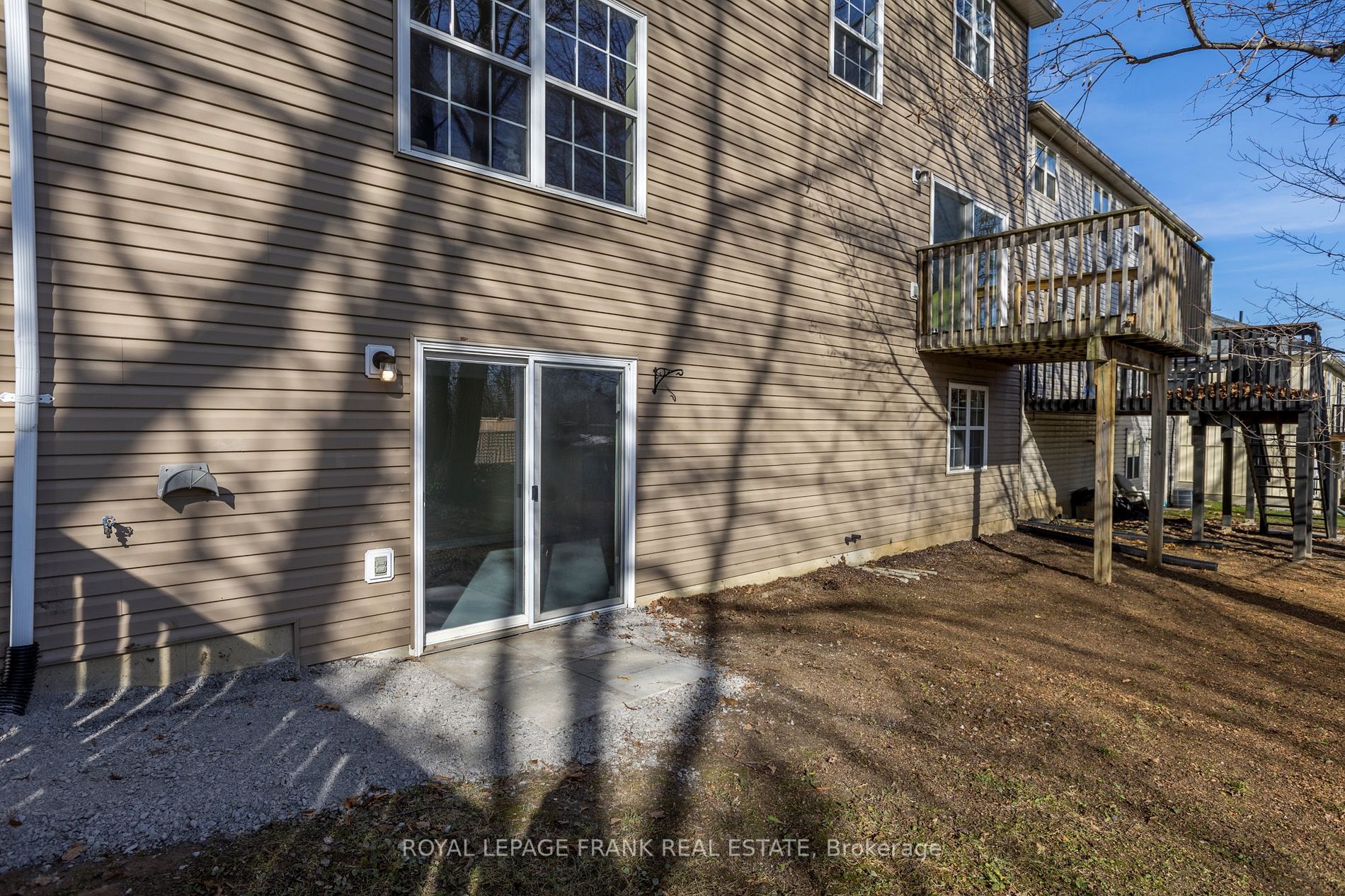 262 Bowen Dr