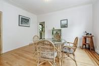 381-383 Macnab St N