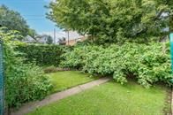 381-383 Macnab St N
