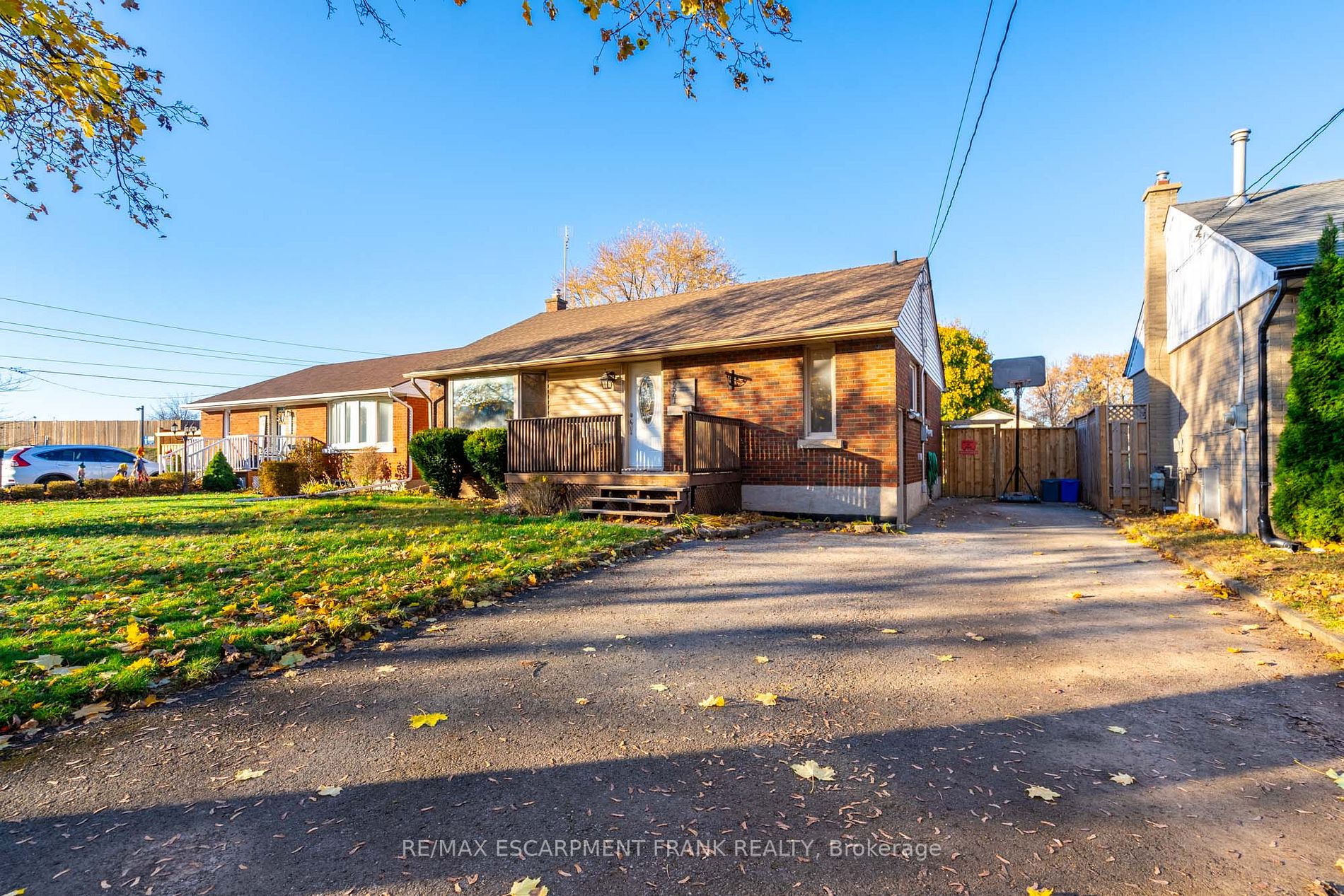 6561 Burdette Dr
