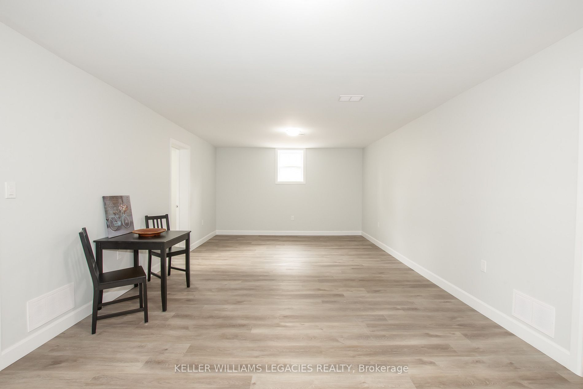 30 Classic Ave, #5