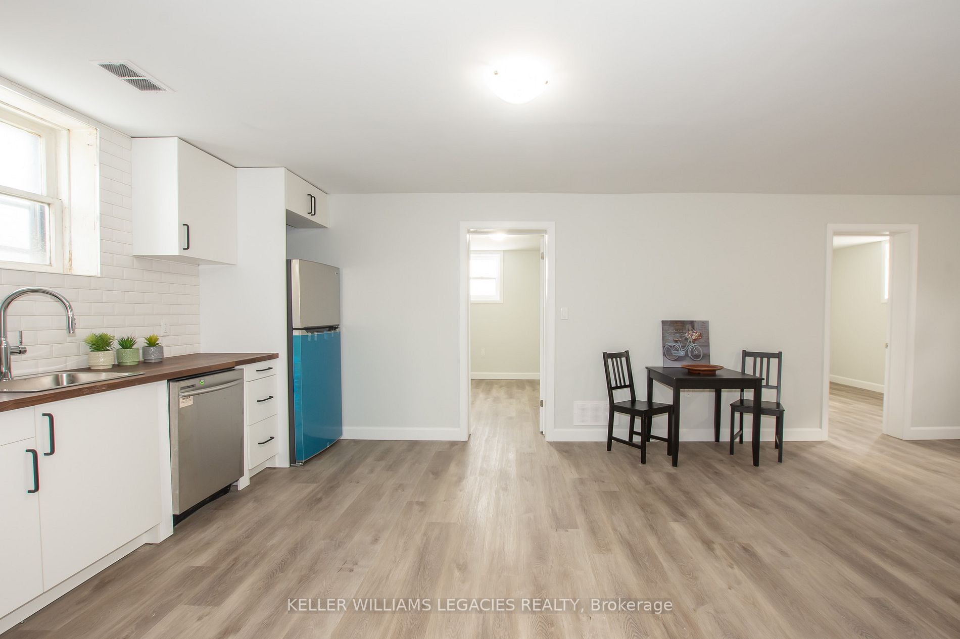 30 Classic Ave, #5
