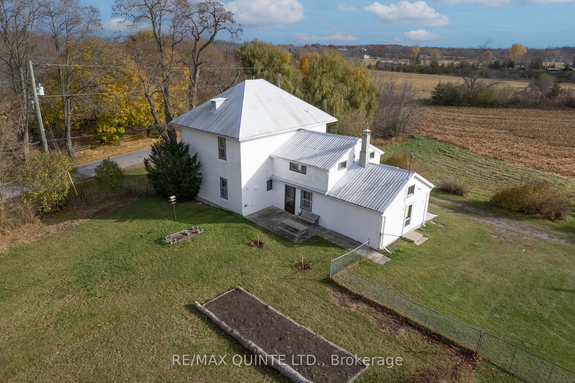 381 Partridge Hollow Rd