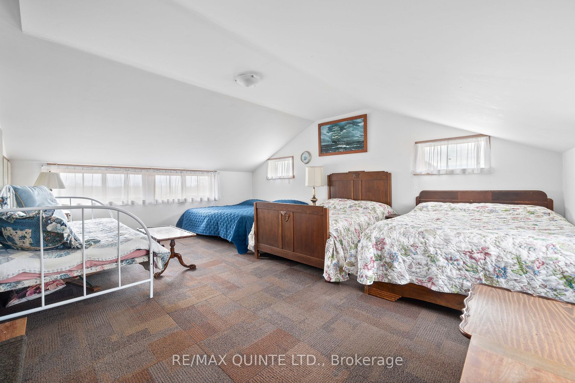 381 Partridge Hollow Rd