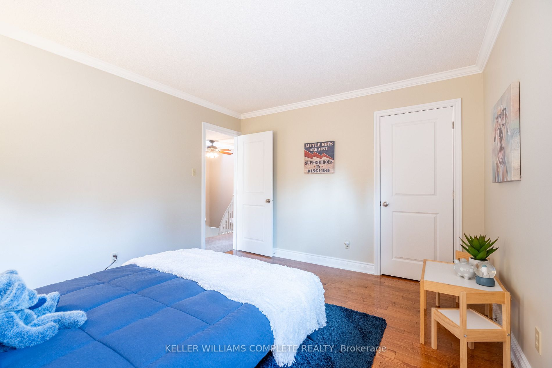 2 Willowtree Crt