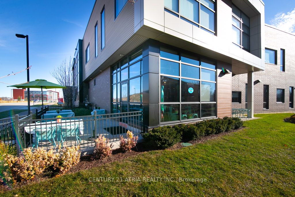 175 Chancellors Way, #101